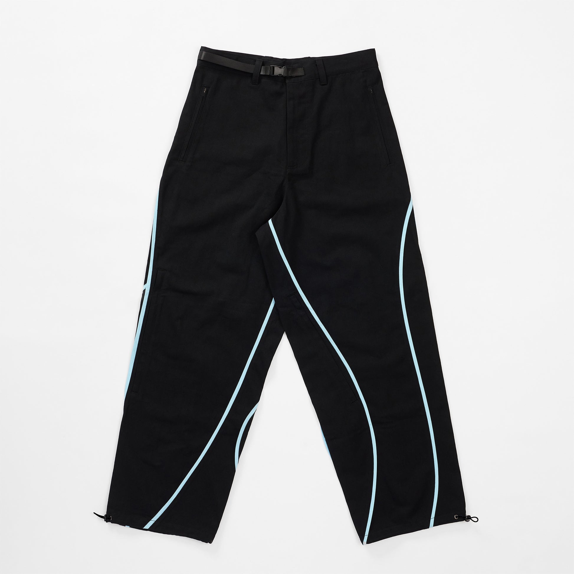 Front view showing curved seams